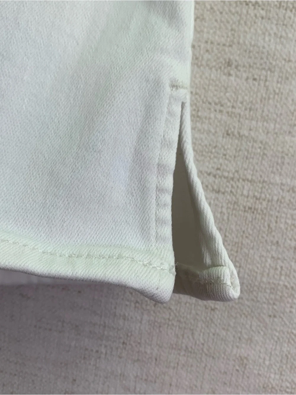 Gap Girl's '70s Flare high rise jeans in white sides slit square patch pockets